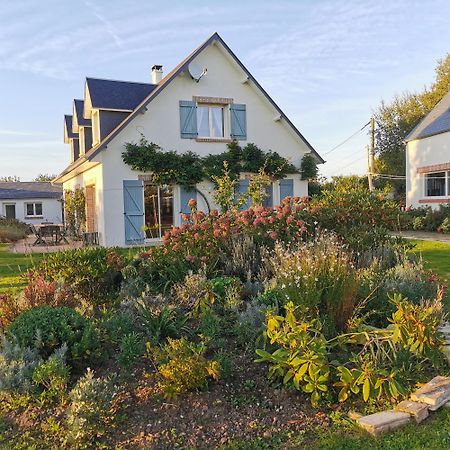 Saint-Aubin-Des-PreauxDependance Au Calme Dans Notre Jardin别墅 外观 照片
