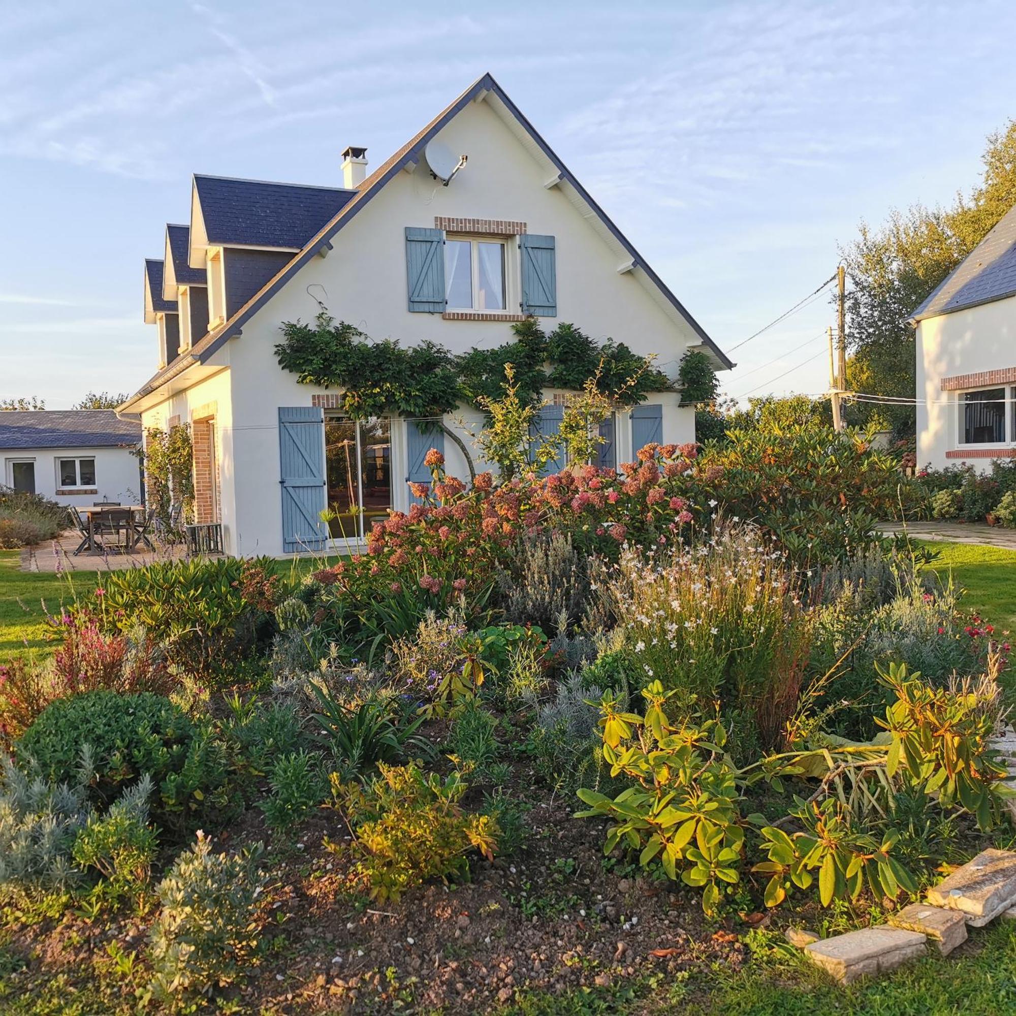 Saint-Aubin-Des-PreauxDependance Au Calme Dans Notre Jardin别墅 外观 照片